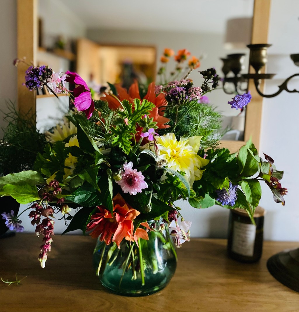 Tidying, bulb planting and&nbsp;Malvern